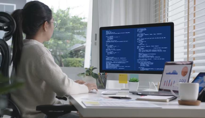 从江县企业数字化解决方案:机器学习赋能商业模式升级的核心路径